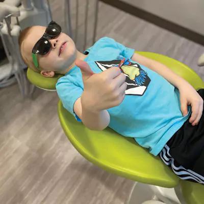 Monitoring Moderate Sedation Thumbs Up for Dental Care Gladstone